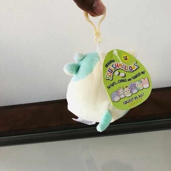 Squishmallows BELANA 3.5" Plush Key Chain Bag Clip - Picture 5 of 5